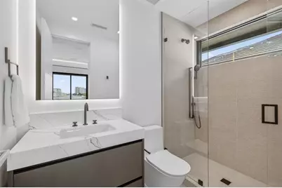 2533  Aqua Vista Blvd, Fort Lauderdale, FL 33301 - Photo 55