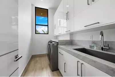 2437  Delmar Pl, Fort Lauderdale, FL 33301 - Photo 55