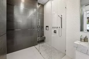 2437 Delmar Pl, Fort Lauderdale, FL 33301 - Photo 19