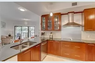 2409 N Ocean Blvd, Unit #427, Fort Lauderdale, FL 33305 - Photo 11