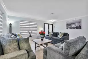 18811 NW 80th Ave, Hialeah, FL 33015 - Photo 21