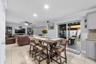 18811 NW 80th Ave, Hialeah, FL 33015 - Photo 23