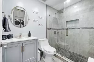 18811 NW 80th Ave, Hialeah, FL 33015 - Photo 33