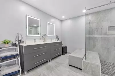 18811 NW 80th Ave, Hialeah, FL 33015 - Photo 59