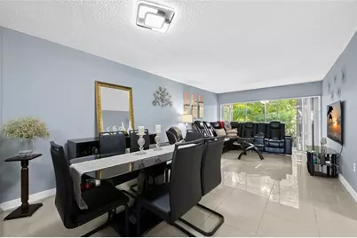 471 N Pine Island Rd, Unit #302D, Plantation, FL 33324 - Photo 3