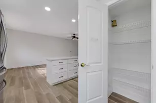 1401 NE 9th St, Fort Lauderdale, FL 33304 - Photo 17