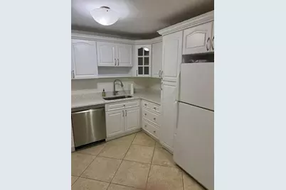 1811  Jefferson St, Unit #810, Hollywood, FL 33020 - Photo 11