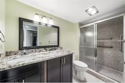 404  Richmond A, Unit #404, Deerfield Beach, FL 33442 - Photo 9