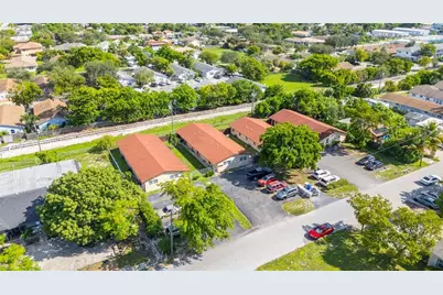 225 NW 12th Ct, Pompano Beach, FL 33060 - Photo 23