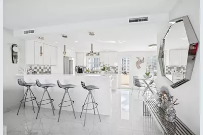 215 N Birch, Unit #8C, Fort Lauderdale, FL 33304 - Photo 3