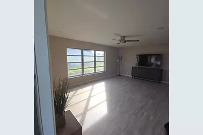 5385  Lakefront Blvd, Unit #A, Delray Beach, FL 33484 - Photo 9