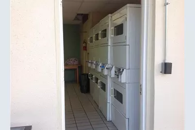 2555 NE 11th St, Unit #302, Fort Lauderdale, FL 33304 - Photo 21