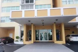 1410 S Ocean Dr, Hollywood, FL 33019 - Photo 39