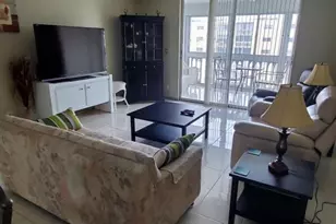 901 NE 14th Ave, Hallandale Beach, FL 33009 - Photo 3