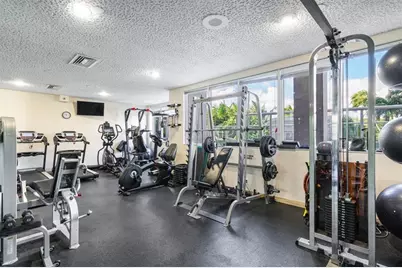 3000  Holiday, Unit #606, Fort Lauderdale, FL 33316 - Photo 9