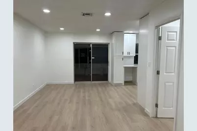 6270 SW 8th St, North Lauderdale, FL 33068 - Photo 3