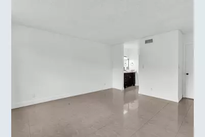 2659  Carambola Cir, Unit #106, Pompano Beach, FL 33066 - Photo 33