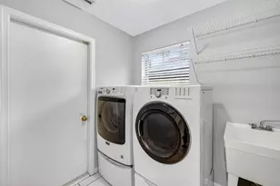 1210 Fairfax Ct, Weston, FL 33326 - Photo 33