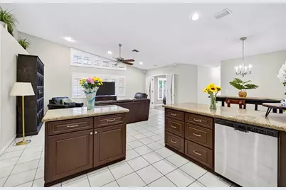 1210  Fairfax Ct, Weston, FL 33326 - Photo 17