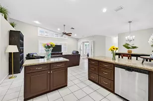 1210 Fairfax Ct, Weston, FL 33326 - Photo 17