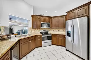 1210 Fairfax Ct, Weston, FL 33326 - Photo 15