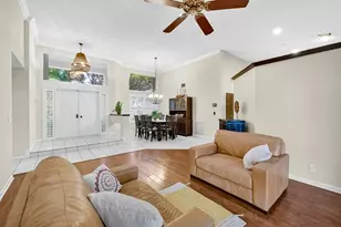 1210 Fairfax Ct, Weston, FL 33326 - Photo 9