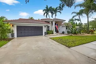 1210 Fairfax Ct, Weston, FL 33326 - Photo 3