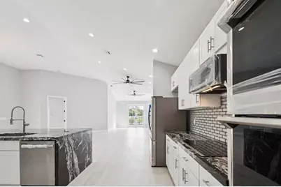 2175  Regents Blvd, West Palm Beach, FL 33409 - Photo 11