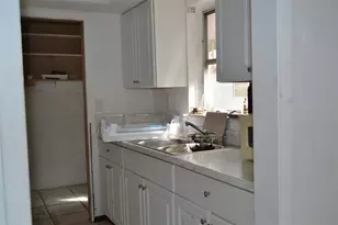 870 SW 28th St, Fort Lauderdale, FL 33315 - Photo 7