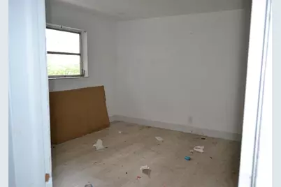 880 SW 28th St, Fort Lauderdale, FL 33315 - Photo 11