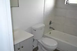 890 SW 28th St, Fort Lauderdale, FL 33315 - Photo 17