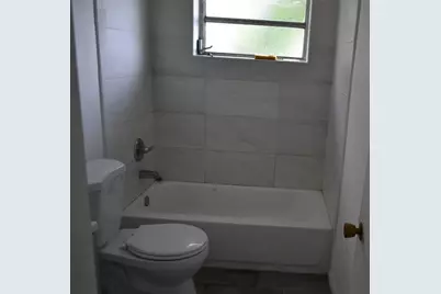 890 SW 28th St, Fort Lauderdale, FL 33315 - Photo 15