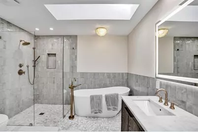 21464  Bridge View Dr, Boca Raton, FL 33428 - Photo 17