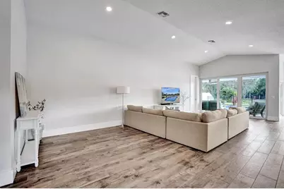 21464  Bridge View Dr, Boca Raton, FL 33428 - Photo 23