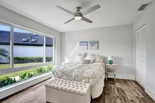 21464 Bridgeview Dr, Boca Raton, FL 33428 - Photo 13