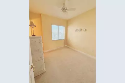 1951  Coral Heights Blvd, Unit #402, Fort Lauderdale, FL 33308 - Photo 11