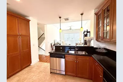 1951  Coral Heights Blvd, Unit #402, Fort Lauderdale, FL 33308 - Photo 3