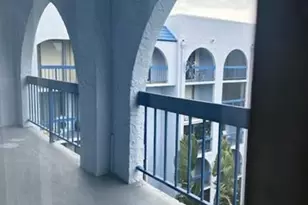 9460 Fontainebleau Blvd, Miami, FL 33172 - Photo 7