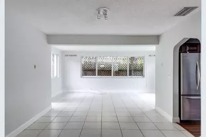 818 N 12th Ave, Hollywood, FL 33019 - Photo 13