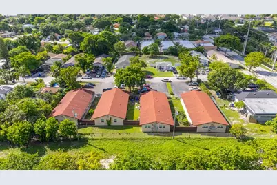 237 NW 12th Ct, Pompano Beach, FL 33060 - Photo 23