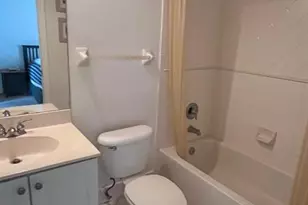 16775 NW 8th St, Pembroke Pines, FL 33028 - Photo 9