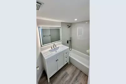 927  Twin Lakes, Unit #J-3, Coral Springs, FL 33071 - Photo 11