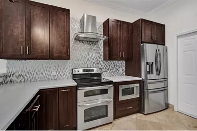 710 NE 15th Ave, Unit #710, Fort Lauderdale, FL 33304 - Photo 7