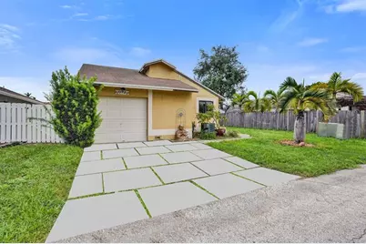 10921 SW 10th Ct, Pembroke Pines, FL 33025 - Photo 11
