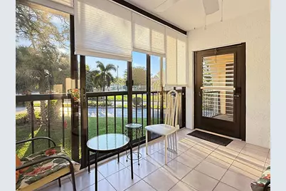 301  Knotty Pine Cir, Unit #D2, Greenacres, FL 33463 - Photo 11