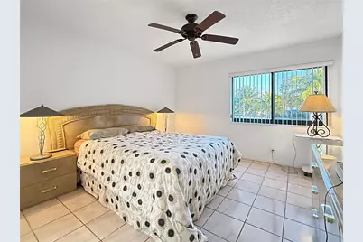 301  Knotty Pine Cir, Unit #D2, Greenacres, FL 33463 - Photo 15