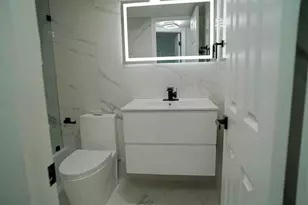 2780 N Pine Island Rd, Sunrise, FL 33322 - Photo 17