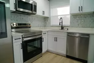 9601 Sunrise Lakes Blvd, Sunrise, FL 33322 - Photo 3