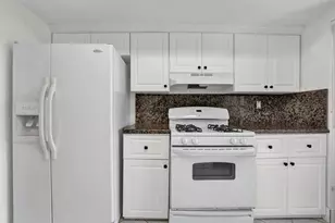 8360 NW 25th Ct, Sunrise, FL 33322 - Photo 11