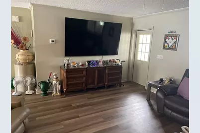 8580 SW 17th St, Davie, FL 33324 - Photo 5